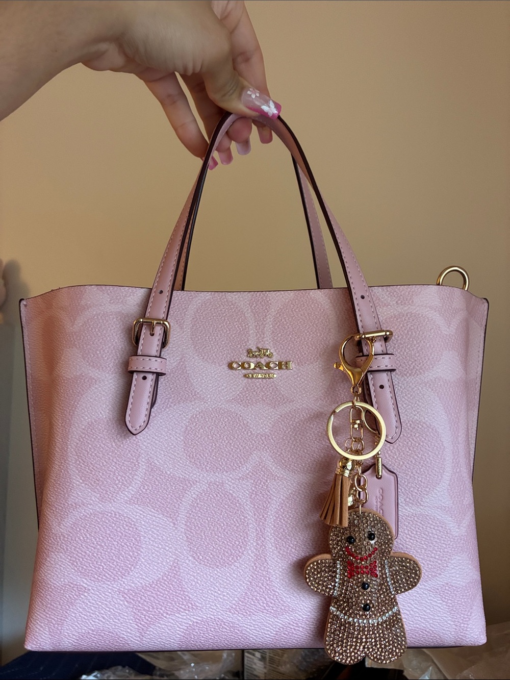 2/$20🎀 Rhinestone Gingerbread Man Keychain